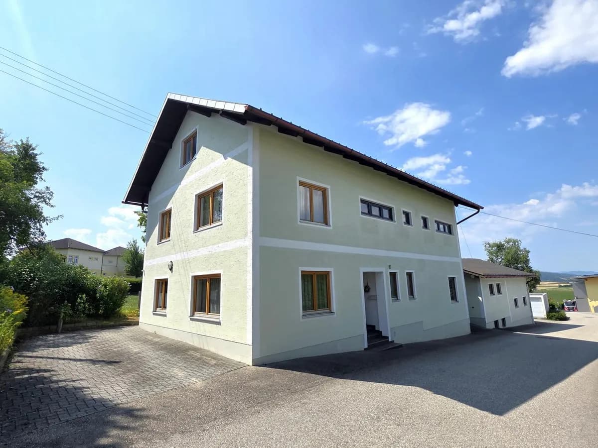 7-Zimmer-Gewerbeimmobilie kaufen in Gmunden – 184 m², € 420.000