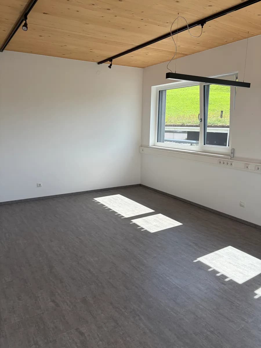 1-Zimmer-Gewerbeimmobilie mieten in Innsbruck-Land – 22 m², € 500 – Bild 5 von 5