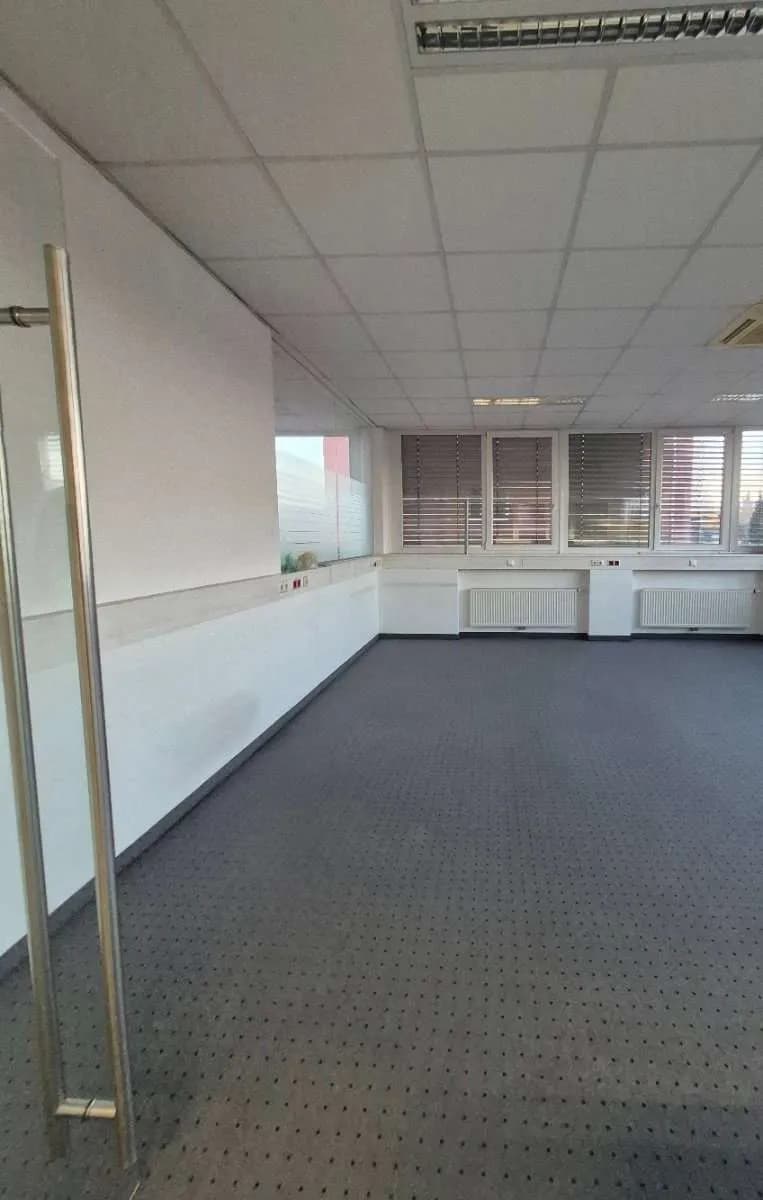 7-Zimmer-Gewerbeimmobilie mieten in Graz – 185 m², € 13 – Bild 10 von 28