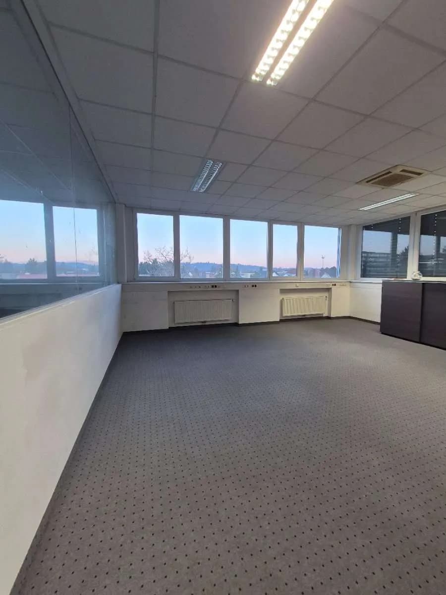 7-Zimmer-Gewerbeimmobilie mieten in Graz – 185 m², € 13 – Bild 11 von 28