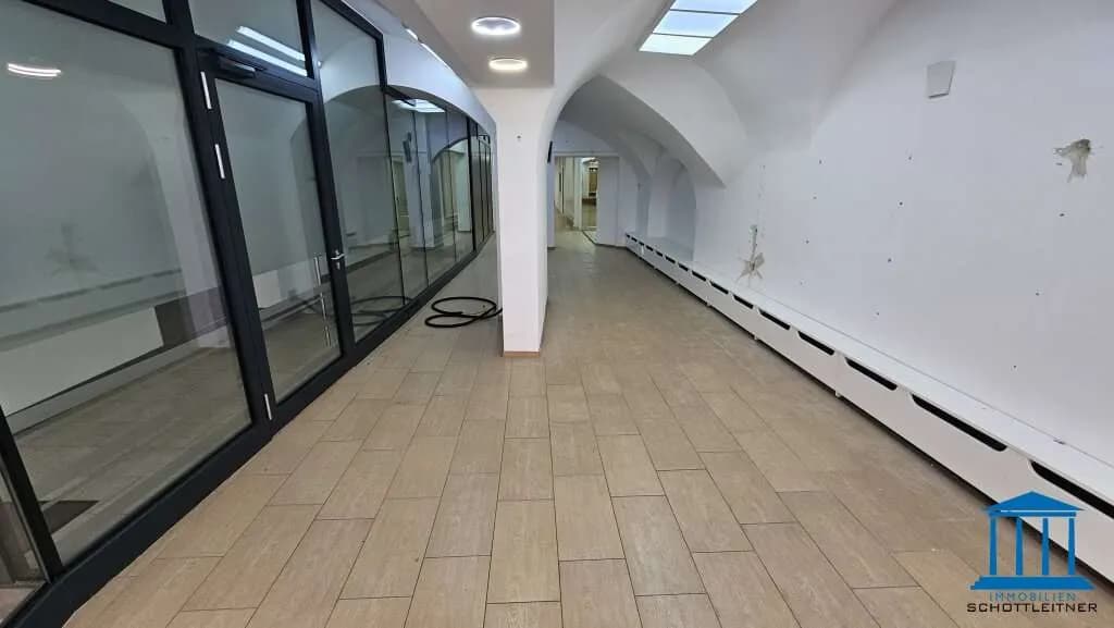 Gewerbeimmobilie mieten in Wiener Neustadt – 265 m², € 2.161 – Bild 5 von 26