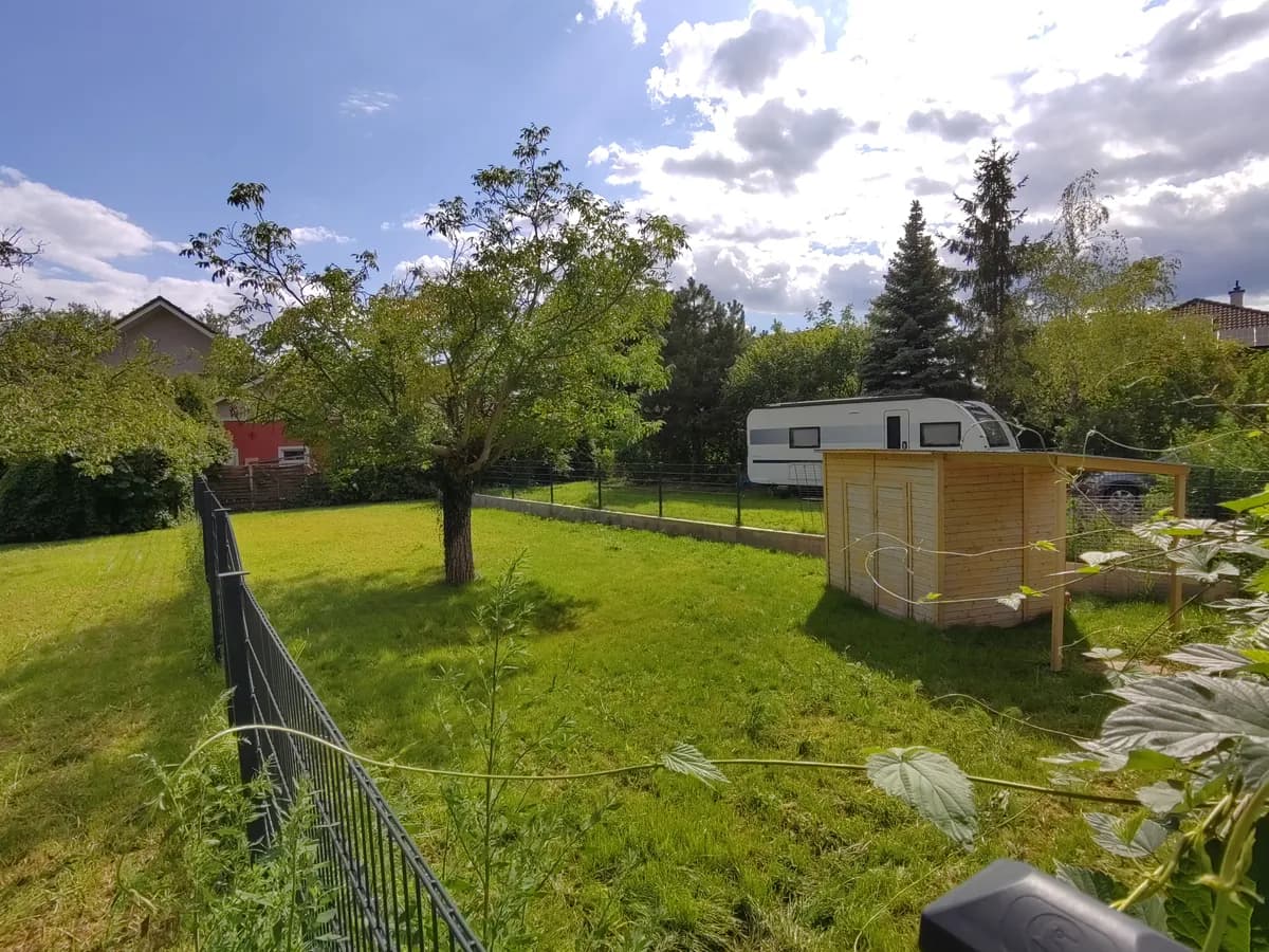 Grundstück mieten in Wien – 250 m², € 375 – Bild 1 von 4