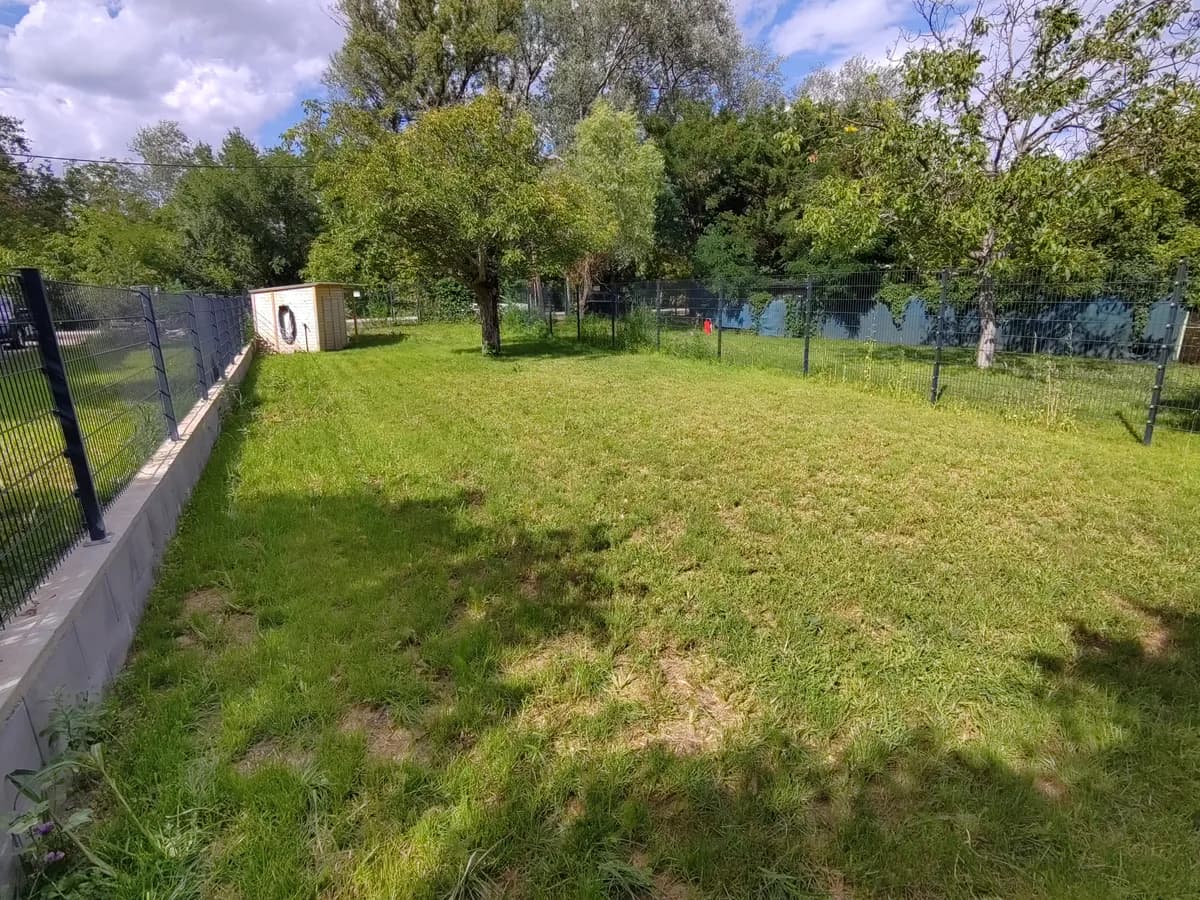 Grundstück mieten in Wien – 250 m², € 375 – Bild 4 von 4