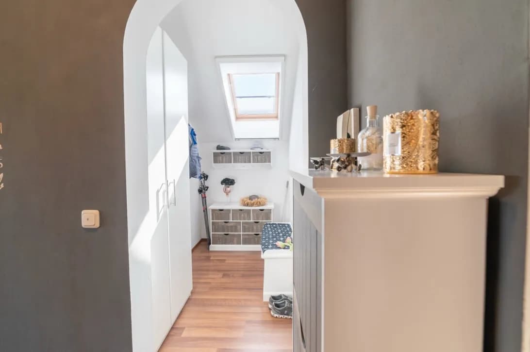 4-Zimmer-Wohnung mieten in Braunau am Inn – 100 m², € 1.350 – Bild 8 von 11