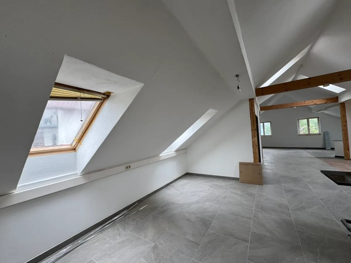1-Zimmer-Gewerbeimmobilie mieten in Sankt Pölten – 107 m², € 1.370 – Bild 7 von 9