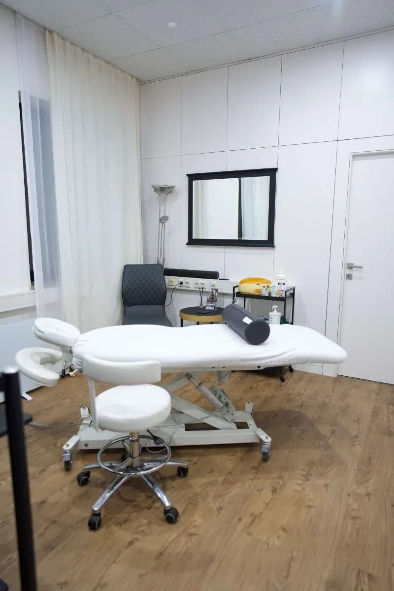 5-Zimmer-Gewerbeimmobilie mieten in Salzburg-Umgebung – 125 m², € 410 – Bild 16 von 25