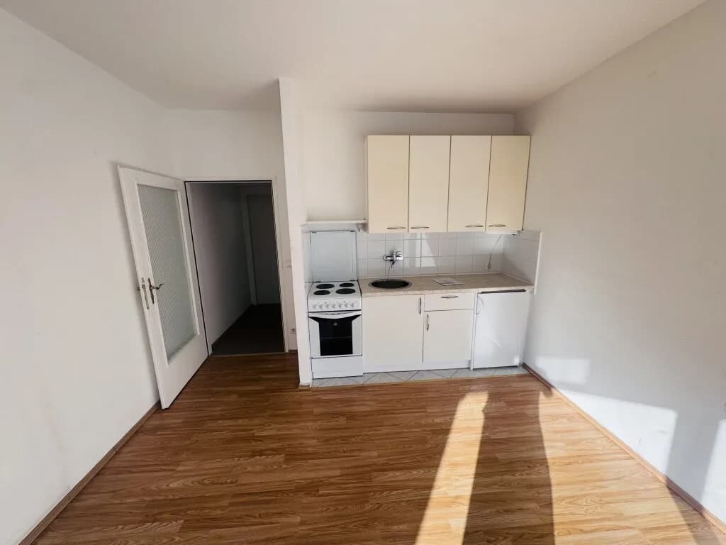 1-Zimmer-Wohnung mieten in Sankt Pölten Land – 24,55 m², € 465 – Bild 4 von 5