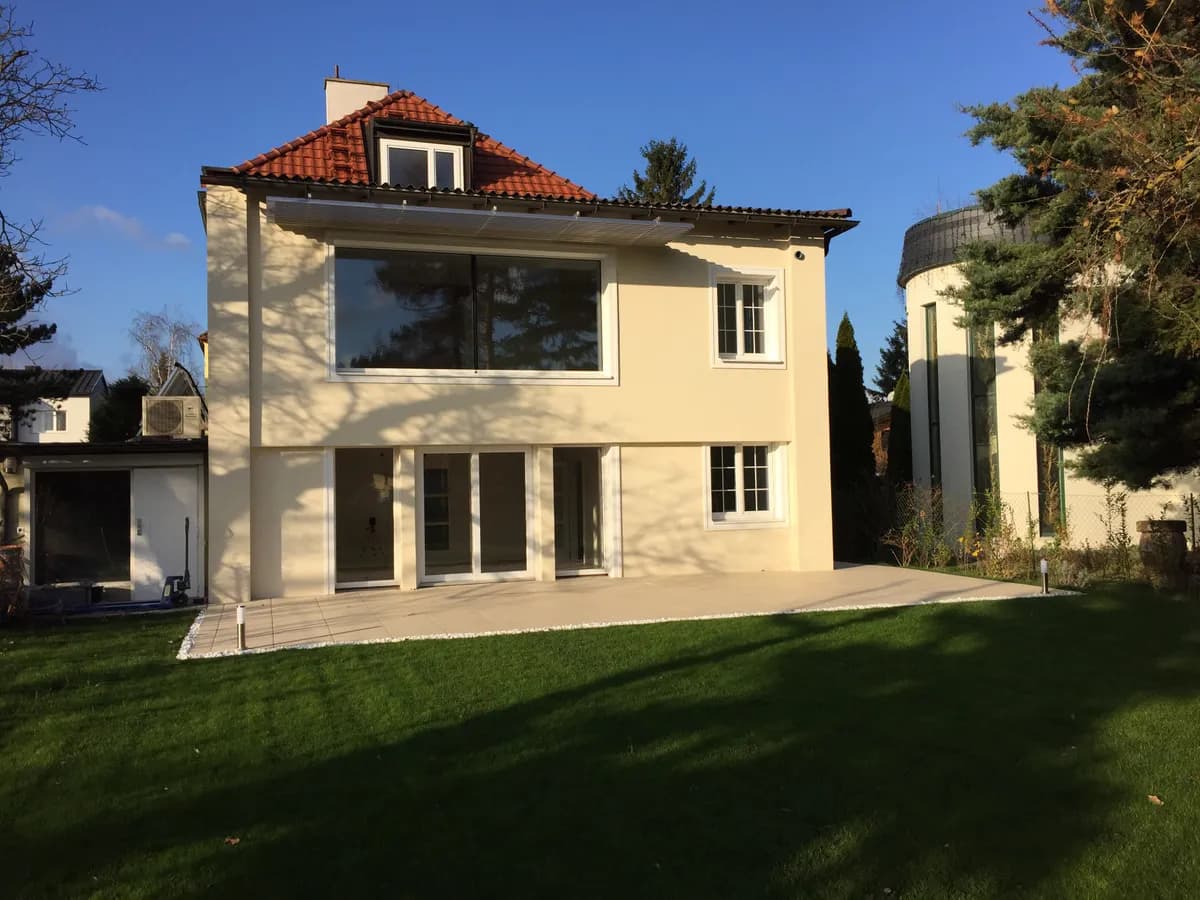 7-Zimmer-Haus kaufen in Mödling – 247 m², € 1.490.000 – Bild 1 von 41