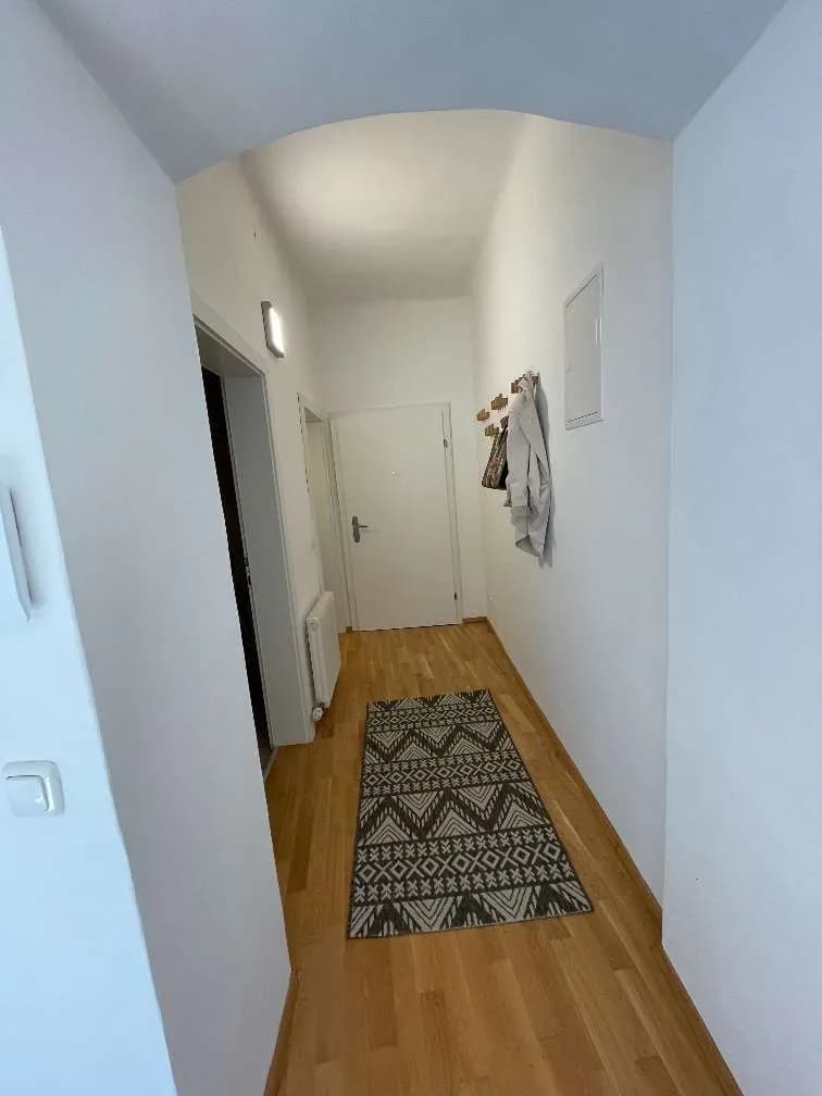 2-Zimmer-Wohnung mieten in Linz – 41 m², € 1.400 – Bild 3 von 38