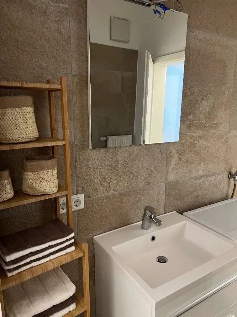 2-Zimmer-Wohnung mieten in Linz – 41 m², € 1.400 – Bild 34 von 38