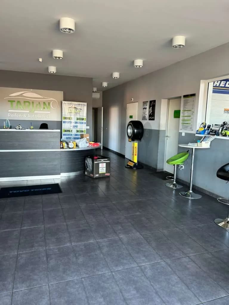 Gewerbeimmobilie kaufen in Eisenstadt - Umgebung – 1 200 m², € 2.355.000 – Bild 4 von 17