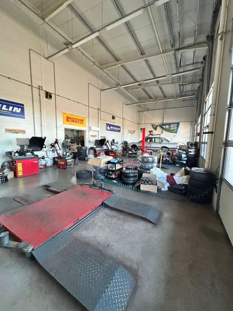 Gewerbeimmobilie kaufen in Eisenstadt - Umgebung – 1 200 m², € 2.355.000 – Bild 8 von 17