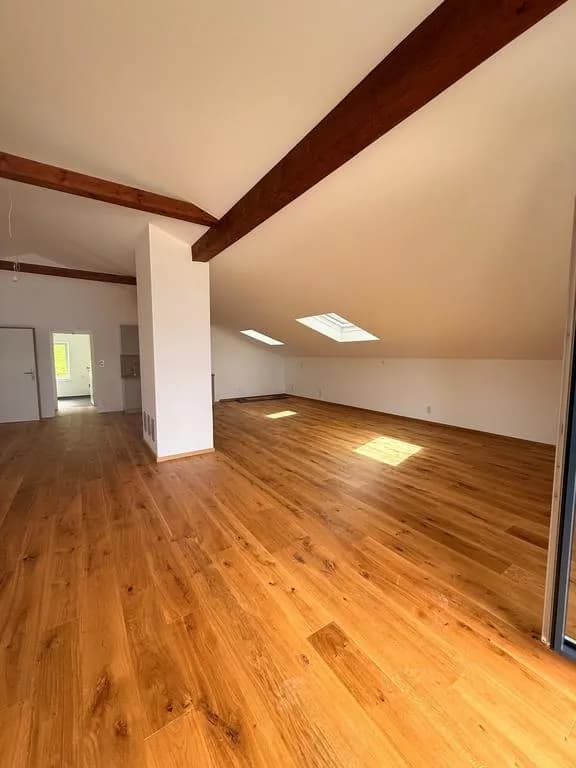 2-Zimmer-Immobilie mieten in Vöcklabruck – 92 m², € 1.386 – Bild 3 von 9