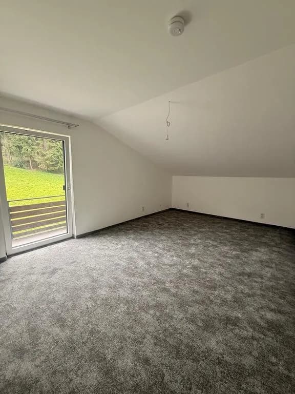 2-Zimmer-Immobilie mieten in Vöcklabruck – 92 m², € 1.386 – Bild 5 von 9