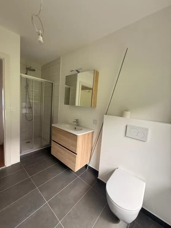 2-Zimmer-Immobilie mieten in Vöcklabruck – 92 m², € 1.386 – Bild 8 von 9