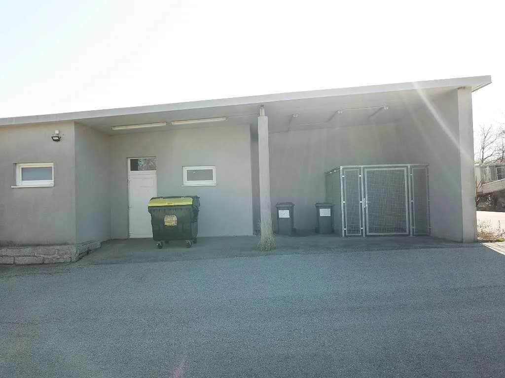 9-Zimmer-Gewerbeimmobilie kaufen in Amstetten – 443 m², € 388.000 – Bild 5 von 39