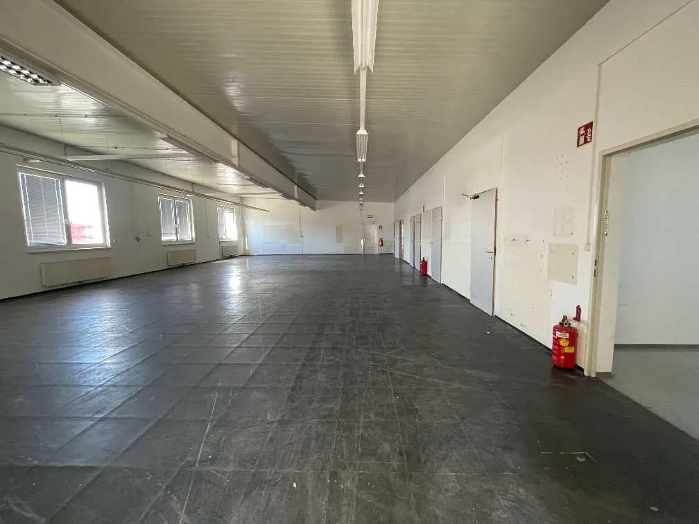 9-Zimmer-Gewerbeimmobilie kaufen in Amstetten – 443 m², € 388.000 – Bild 15 von 39