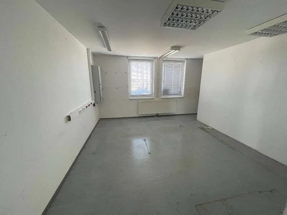 9-Zimmer-Gewerbeimmobilie kaufen in Amstetten – 443 m², € 388.000 – Bild 17 von 39