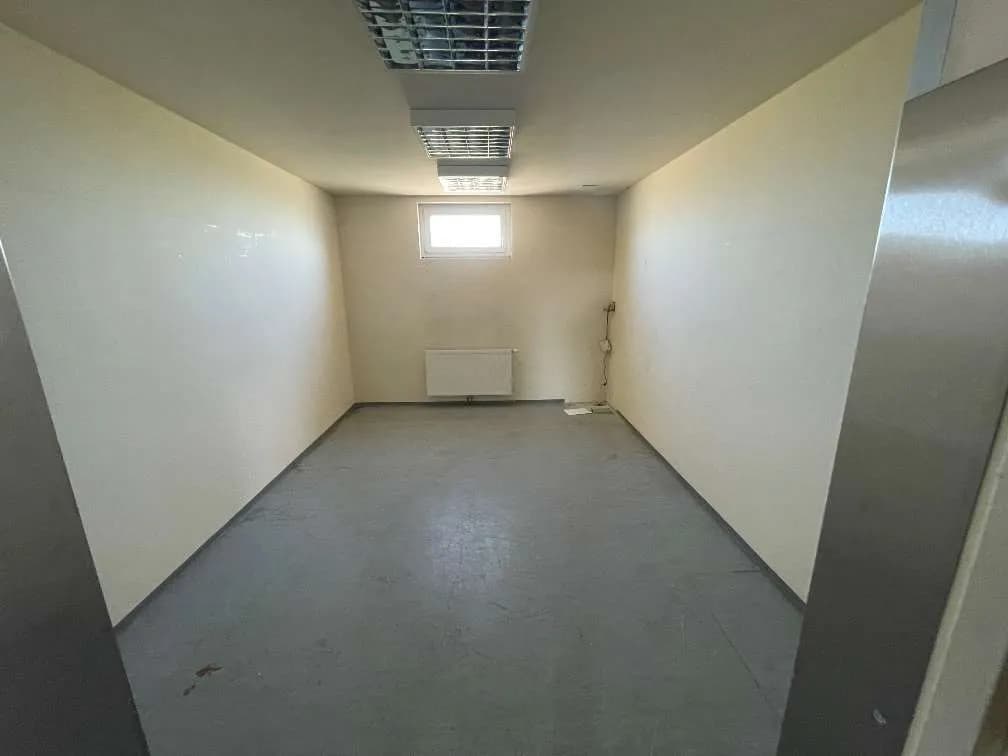 9-Zimmer-Gewerbeimmobilie kaufen in Amstetten – 443 m², € 388.000 – Bild 22 von 39