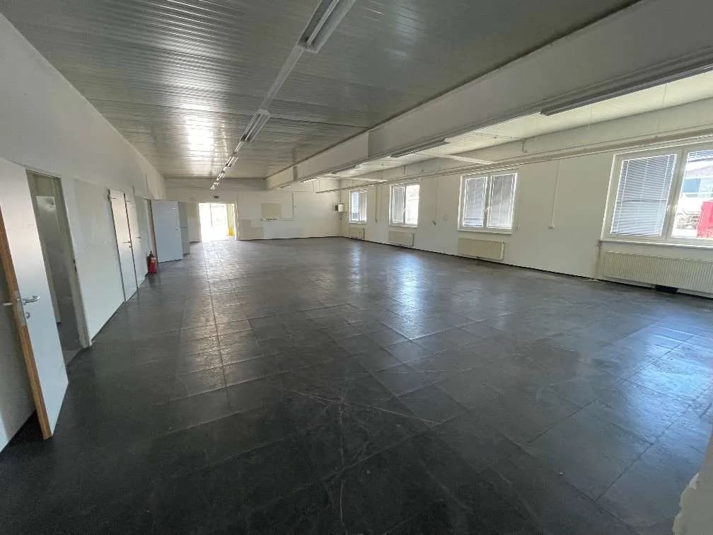 9-Zimmer-Gewerbeimmobilie kaufen in Amstetten – 443 m², € 388.000 – Bild 25 von 39