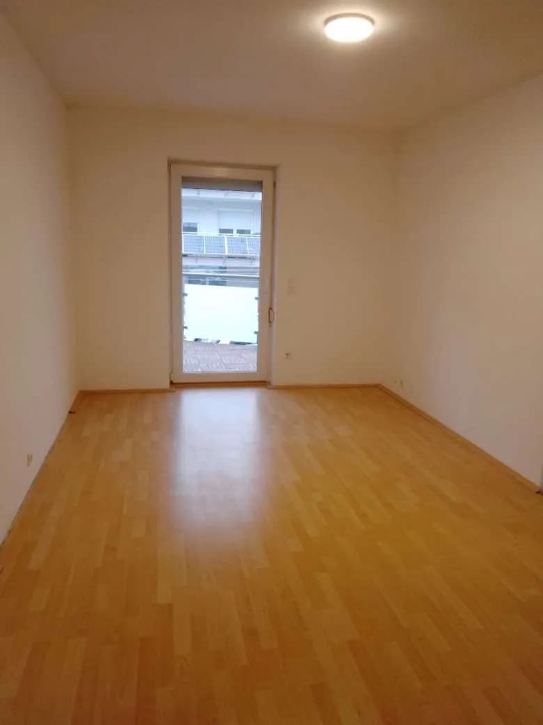2-Zimmer-Wohnung mieten in Mistelbach – 97 m², € 1.105 – Bild 10 von 18
