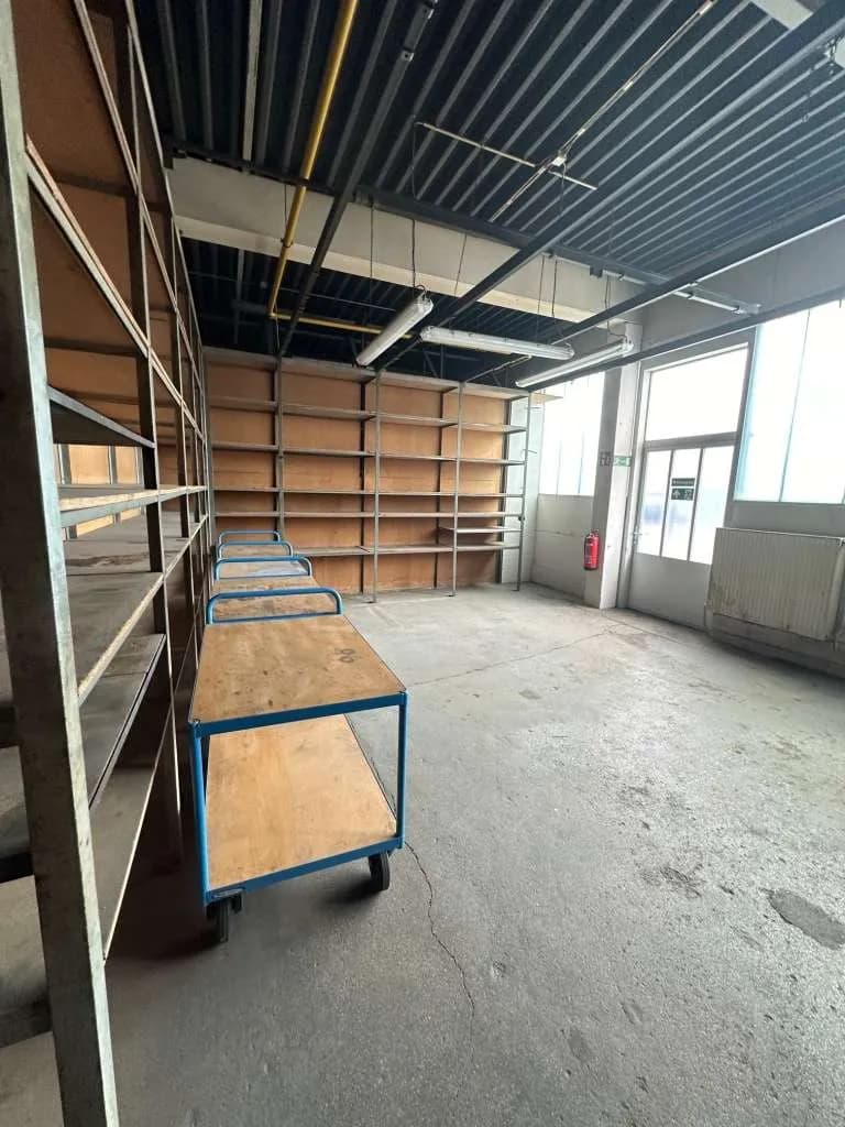 Gewerbeimmobilie mieten in Mödling – 424 m², € 3.180 – Bild 19 von 22