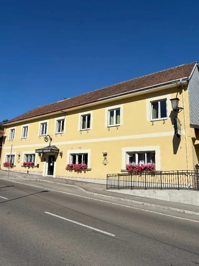 Wohnung mieten in Sankt Pölten Land – 15 m², € 435 – Bild 1 von 7