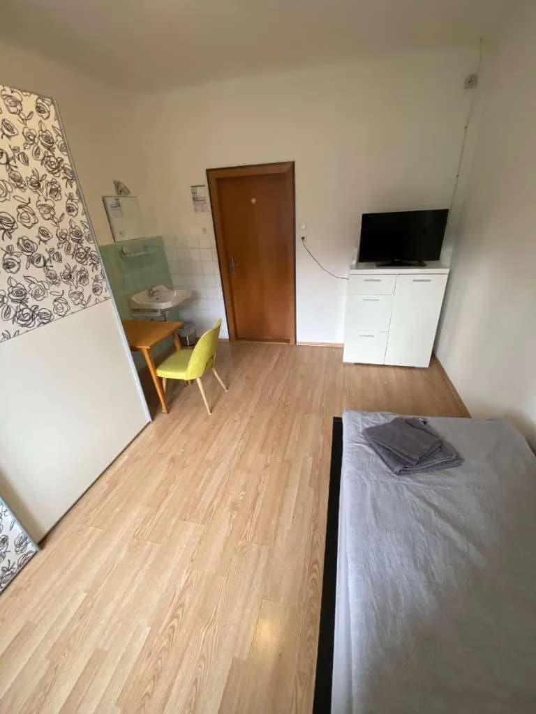 Wohnung mieten in Sankt Pölten Land – 15 m², € 435 – Bild 4 von 7