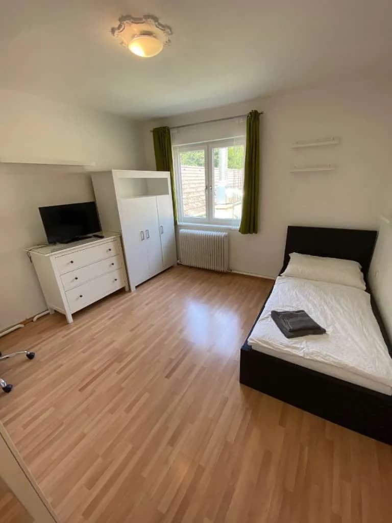 Wohnung mieten in Sankt Pölten Land – 15 m², € 435 – Bild 5 von 7