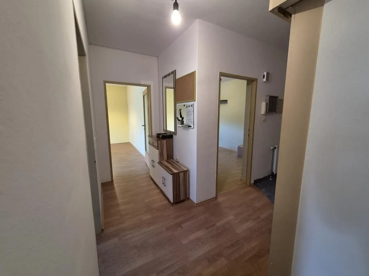 Wohnung kaufen in Gmunden – 80 m², € 185.000 – Bild 6 von 14