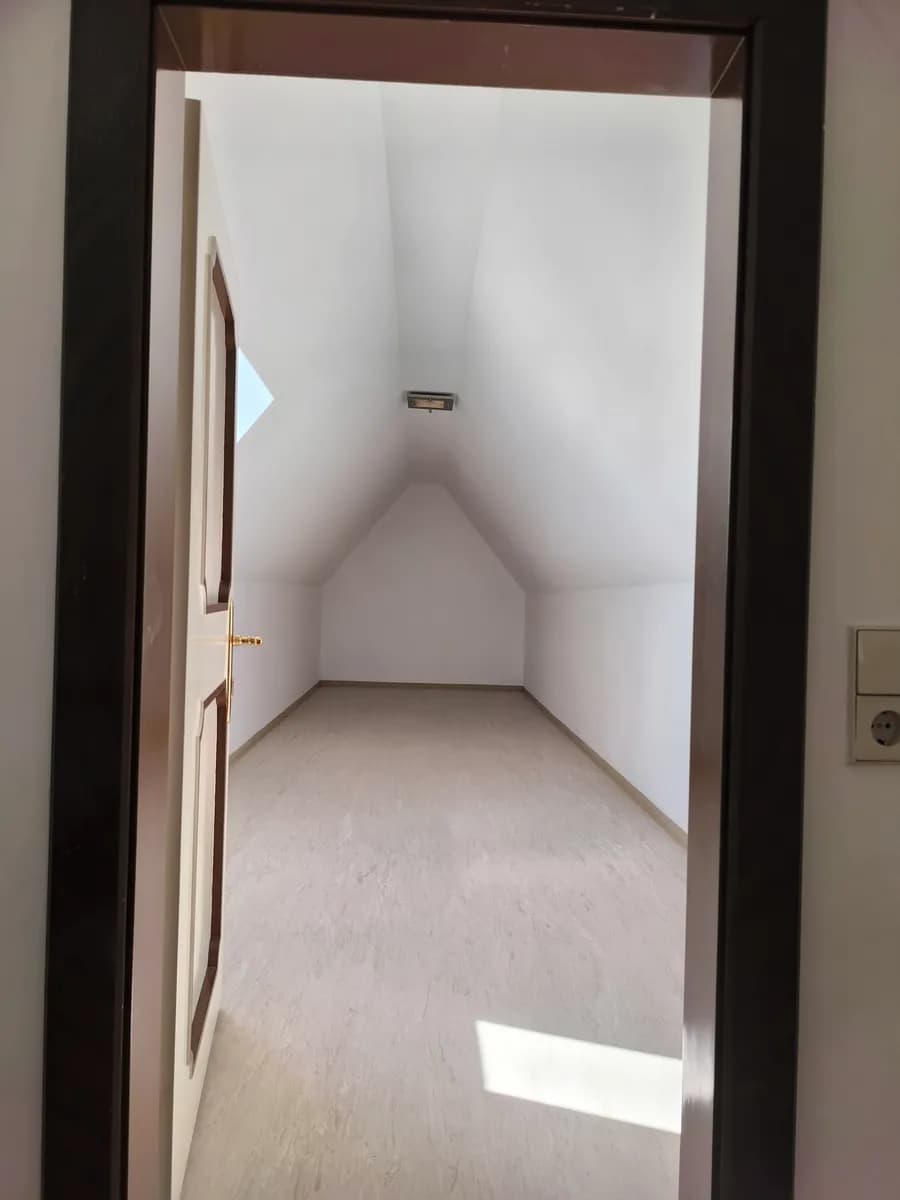 3-Zimmer-Wohnung mieten in Perg – 110 m², € 1.400 – Bild 18 von 24