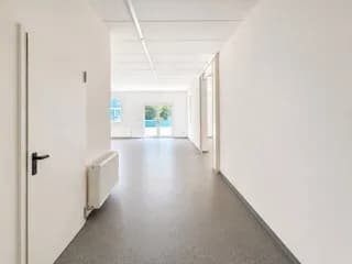 Gewerbeimmobilie mieten in Salzburg-Umgebung – 225 m², € 6 – Bild 4 von 11