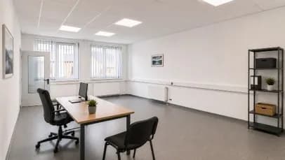 Gewerbeimmobilie mieten in Salzburg-Umgebung – 225 m², € 6 – Bild 6 von 11