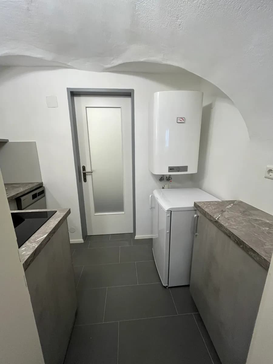 1-Zimmer-Wohnung mieten in Klagenfurt – 26 m², € 584 – Bild 2 von 10