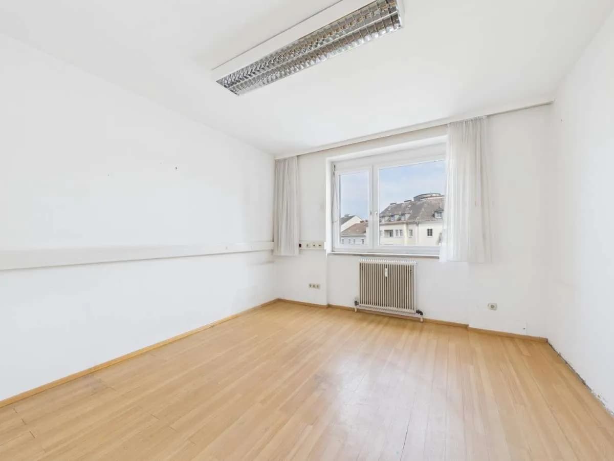 13-Zimmer-Gewerbeimmobilie kaufen in Linz – 423 m², € 645.000 – Bild 4 von 10
