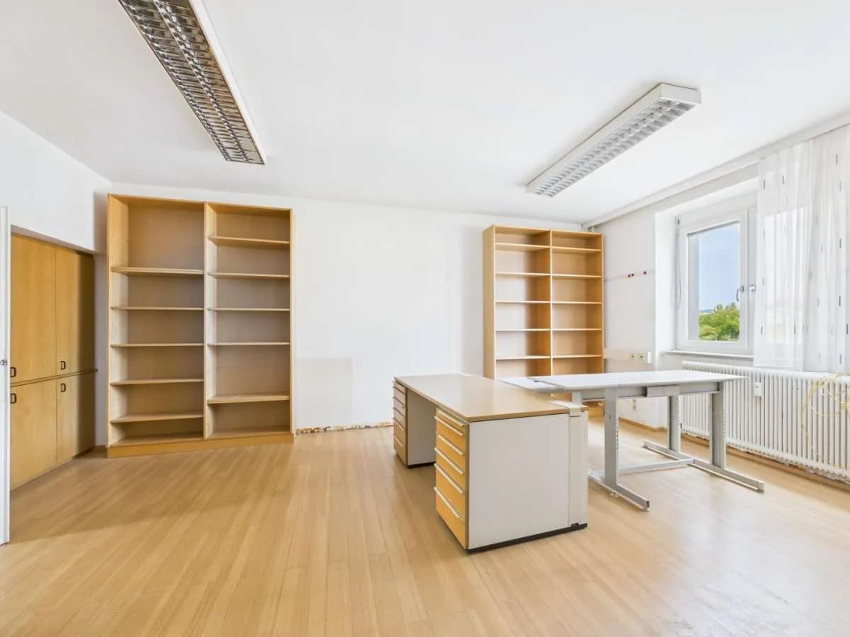 13-Zimmer-Gewerbeimmobilie kaufen in Linz – 423 m², € 645.000 – Bild 7 von 10