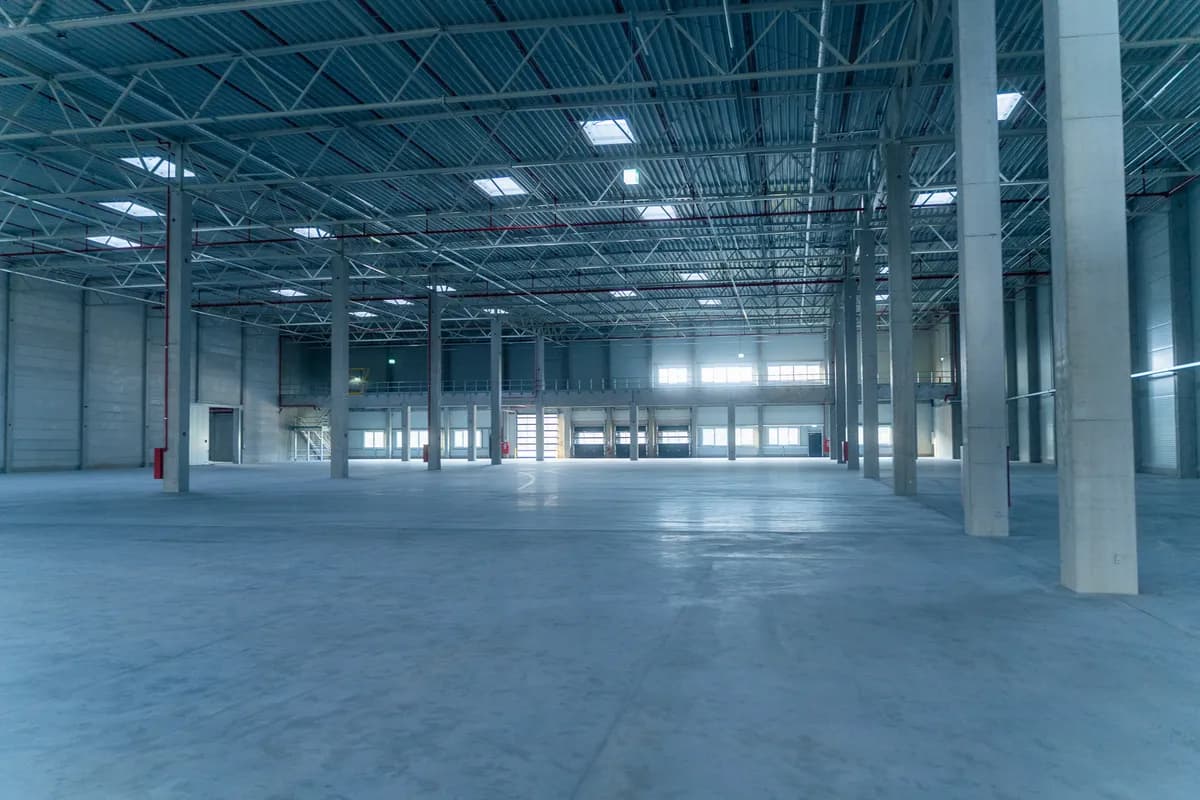Gewerbeimmobilie mieten in Baden – 5 833 m² – Bild 4 von 7