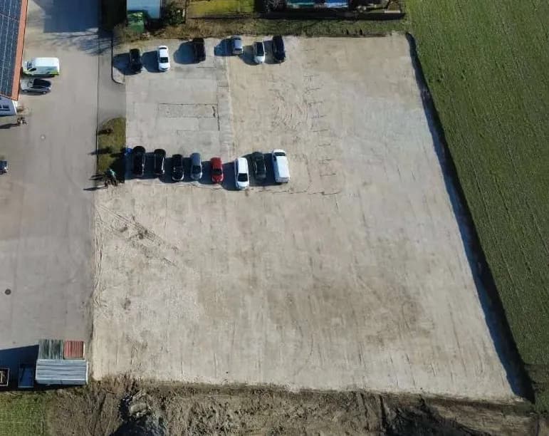 Immobilie mieten in Wels – 1 000 m² – Bild 1 von 2