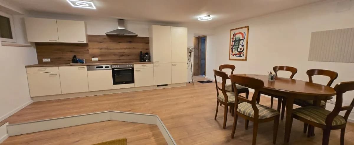 2-Zimmer-Gewerbeimmobilie mieten in Feldkirchen – 43 m², € 350 – Bild 4 von 6