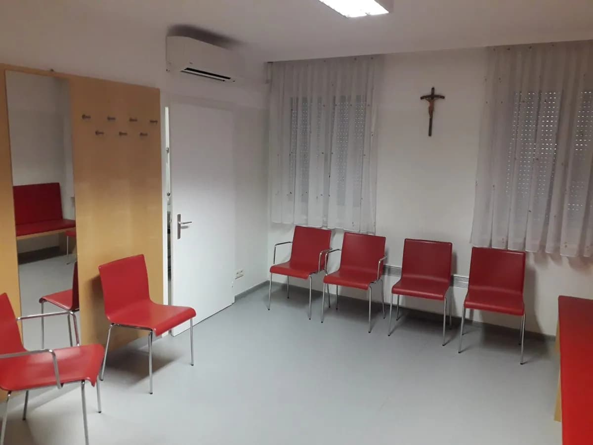 4-Zimmer-Immobilie mieten in Eisenstadt – 110 m², € 500 – Bild 3 von 32