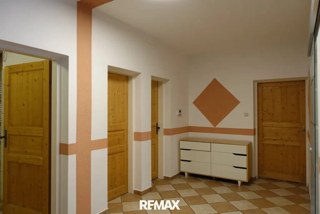 6-Zimmer-Haus kaufen in Oberpullendorf – 471 m², € 298.500 – Bild 6 von 24
