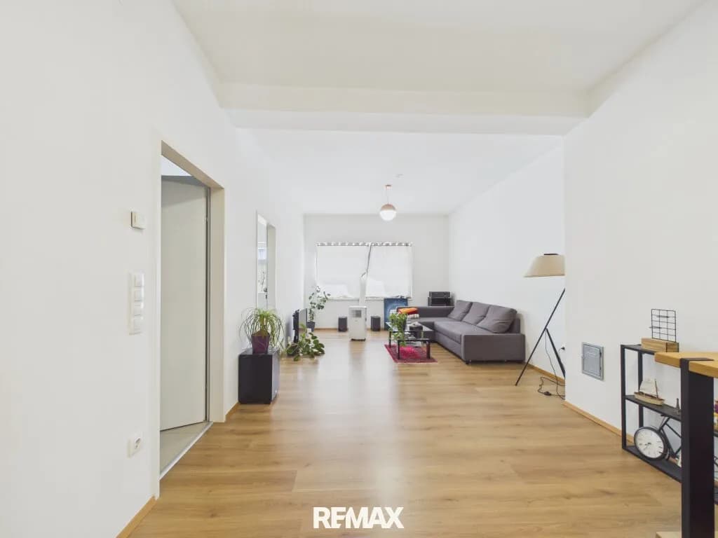 2-Zimmer-Wohnung mieten in Neusiedl am See – 70 m², € 650 – Bild 1 von 10