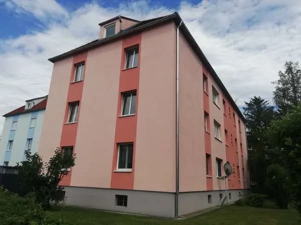 2-Zimmer-Wohnung kaufen in Neunkirchen – 43 m², € 95.000 – Bild 1 von 11