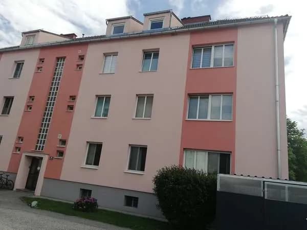 2-Zimmer-Wohnung kaufen in Neunkirchen – 43 m², € 95.000 – Bild 2 von 11
