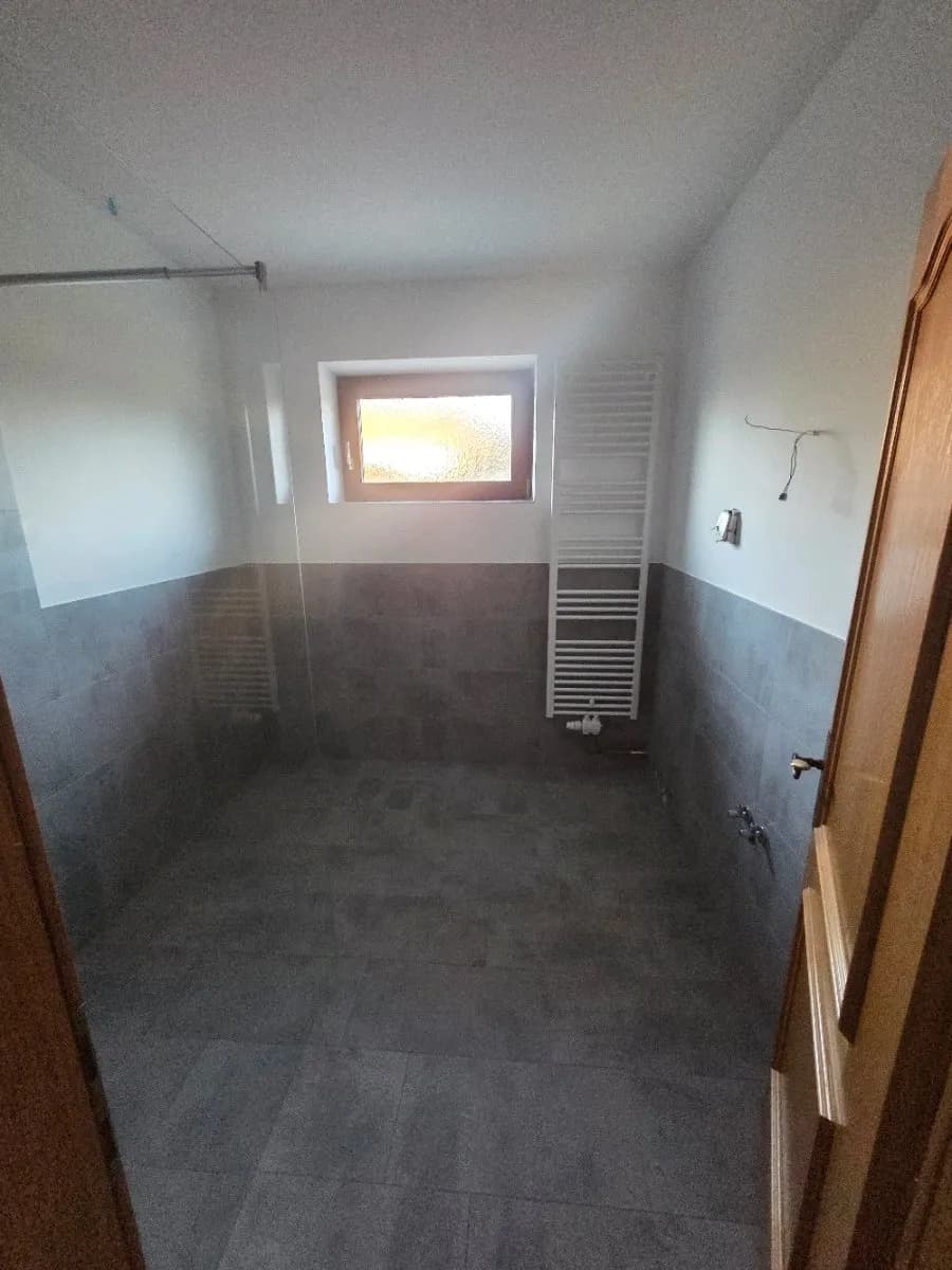 2-Zimmer-Haus mieten in Baden – 92 m², € 1.625 – Bild 16 von 19