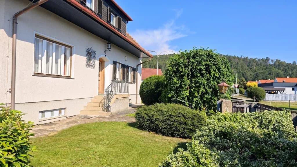 11-Zimmer-Haus kaufen in Neunkirchen – 300 m², € 619.000 – Bild 4 von 36