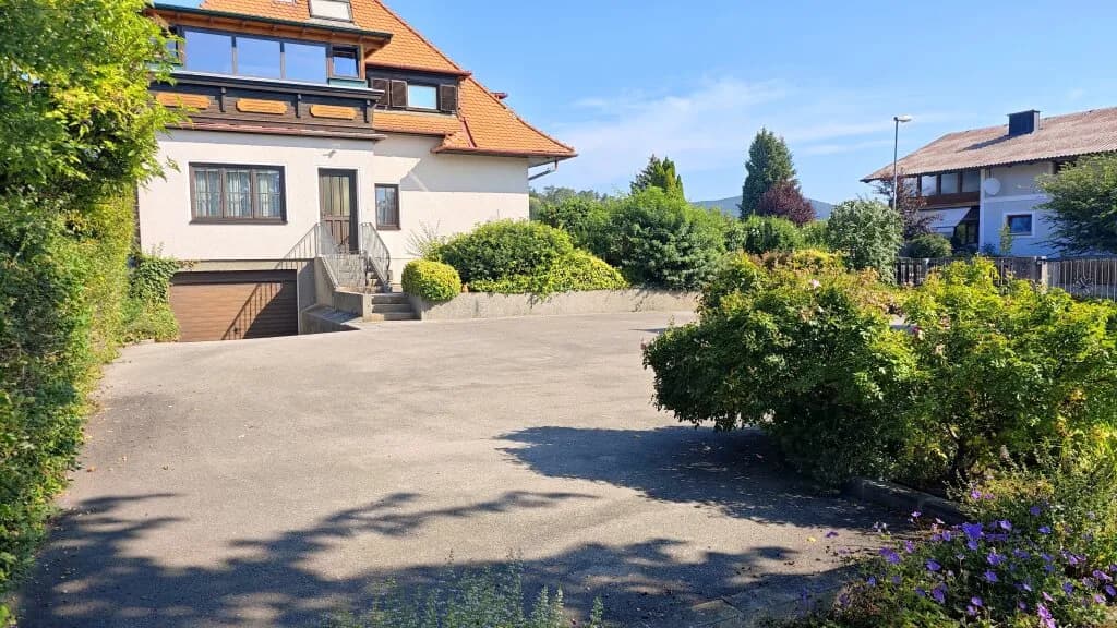 11-Zimmer-Haus kaufen in Neunkirchen – 300 m², € 619.000 – Bild 6 von 36