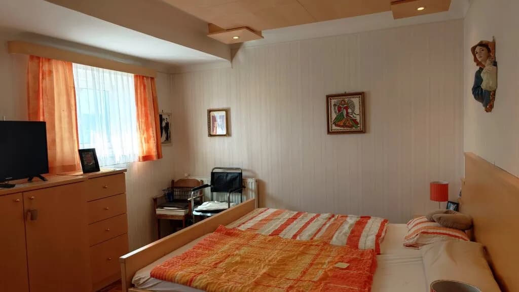 11-Zimmer-Haus kaufen in Neunkirchen – 300 m², € 619.000 – Bild 26 von 36