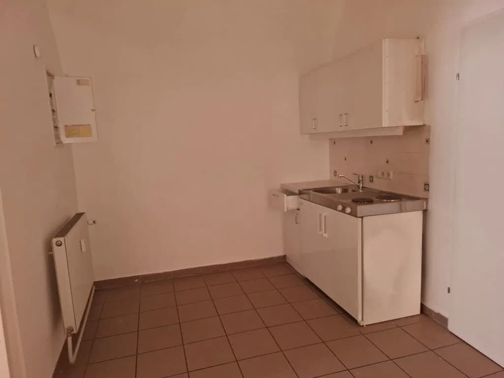3-Zimmer-Gewerbeimmobilie mieten in Bruck-Mürzzuschlag – 115 m², € 1.187 – Bild 2 von 7