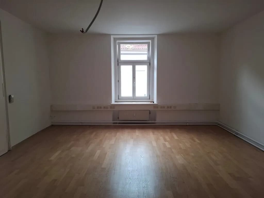 3-Zimmer-Gewerbeimmobilie mieten in Bruck-Mürzzuschlag – 115 m², € 1.187 – Bild 4 von 7